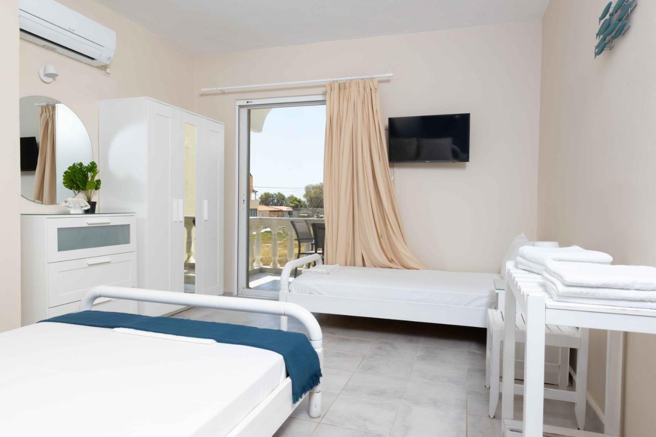 Apartamento Pansion Artemis Mavrovoúnion Exterior foto