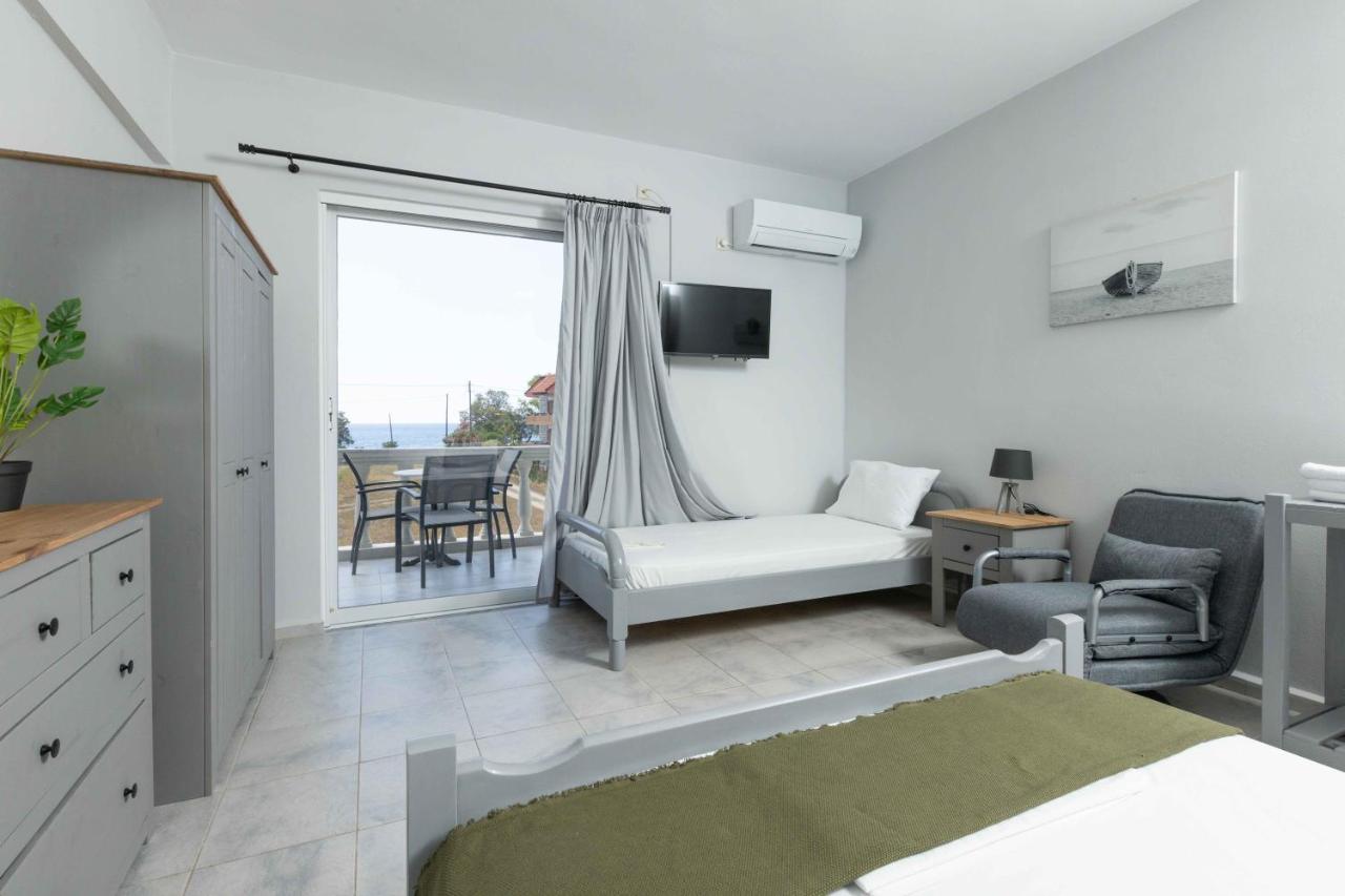 Apartamento Pansion Artemis Mavrovoúnion Exterior foto