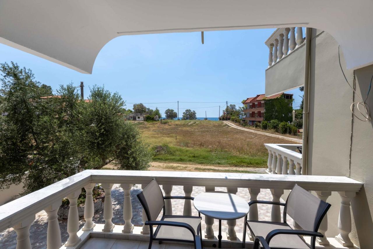 Apartamento Pansion Artemis Mavrovoúnion Exterior foto
