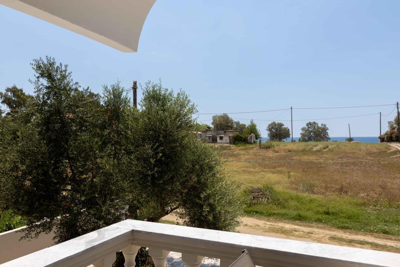 Apartamento Pansion Artemis Mavrovoúnion Exterior foto